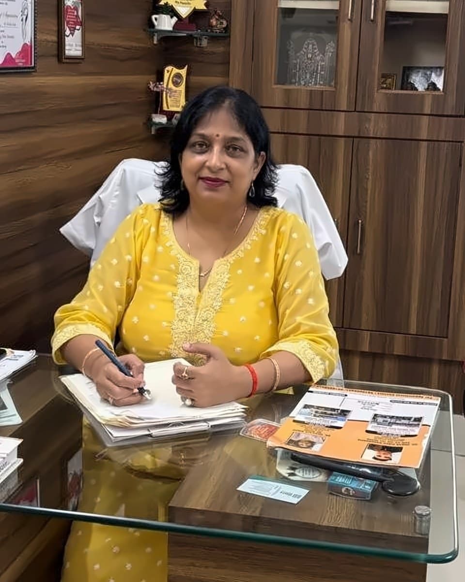 Dr. Shailaja Singh, Eye Specialist & Surgeon at BBSM Nursing Home, Raebareli