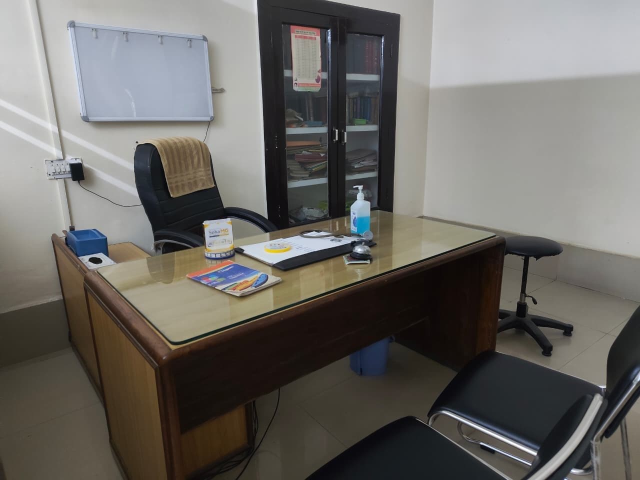 Doctor's consultation chamber at BBSM Nursing Home, Raebareli