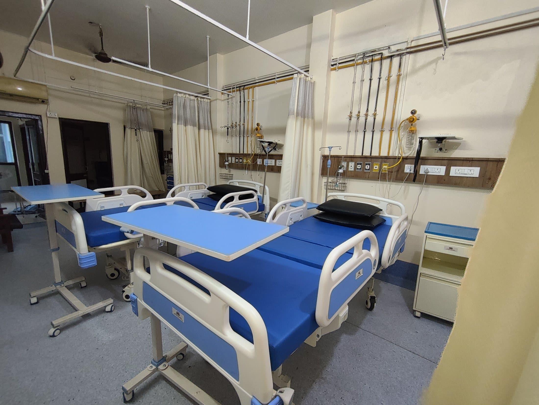 General ward at BBSM Nursing Home, Raebareli